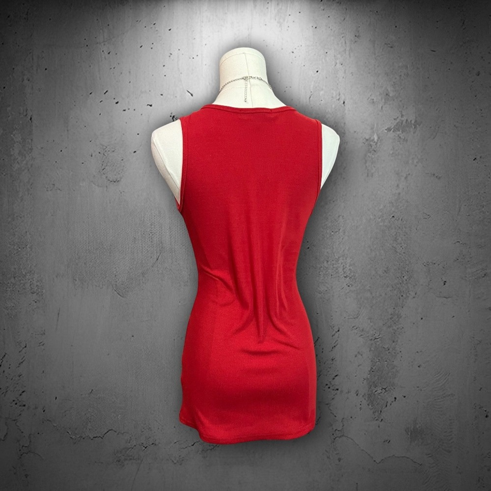 Chances R Red Sequin Embellished Ribbed Stretch Knit Scoop Neck Tank Top Large - Picture 4 of 8